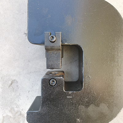 YQA-24分體式液壓擠孔機細節(jié)3