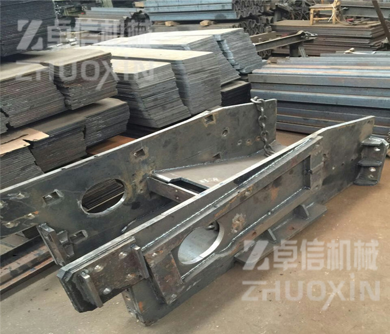 刮板輸送機(jī)配件實(shí)物圖2