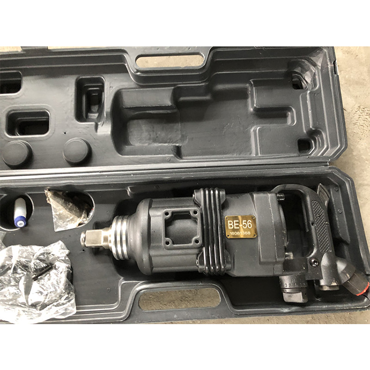 BE56氣動(dòng)扳手實(shí)物圖1