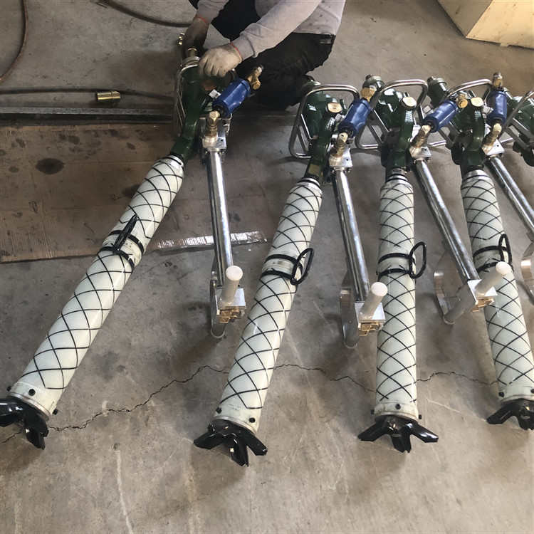 �V���^�U�@�C��MQT-120/2.3����^�U�@